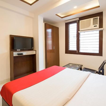Hotel O Melfort New Delhi Exterior foto